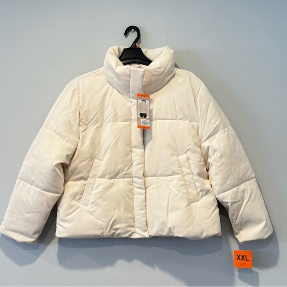 Levi's Ladies' Corded Puffer Jacket - Picture 9 of 12